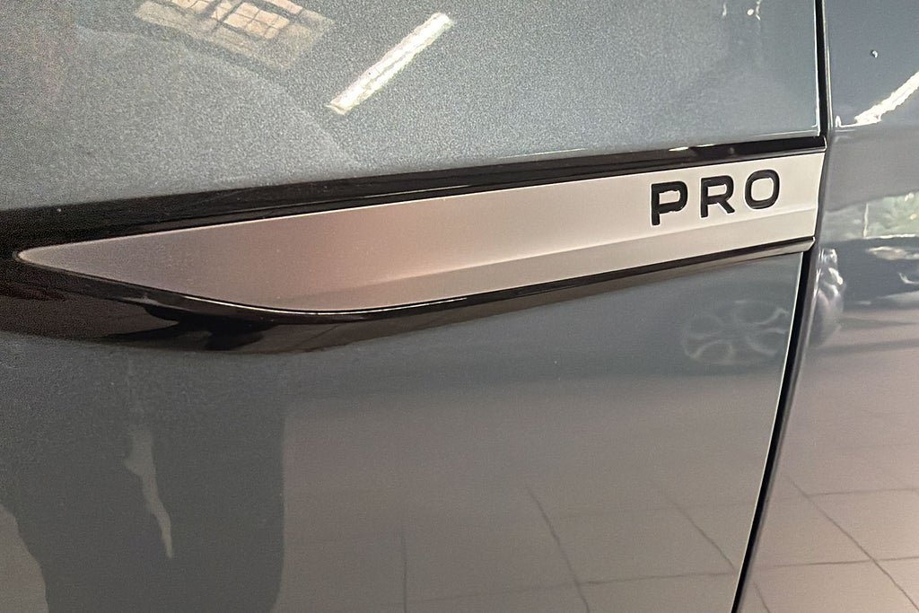 Vehicle Image 22