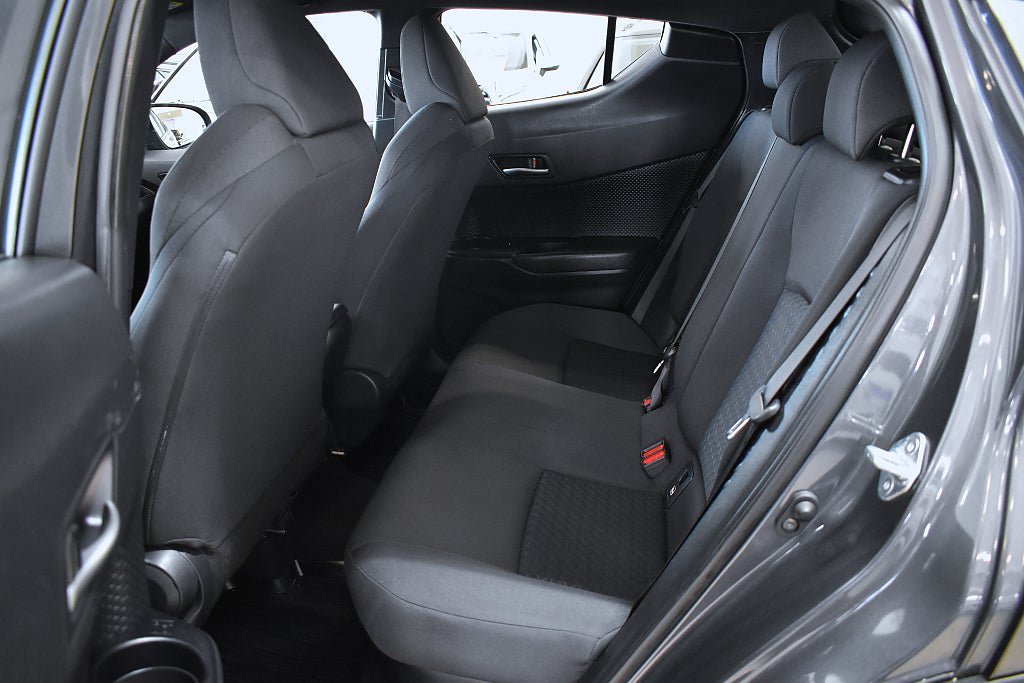 Vehicle Image 9