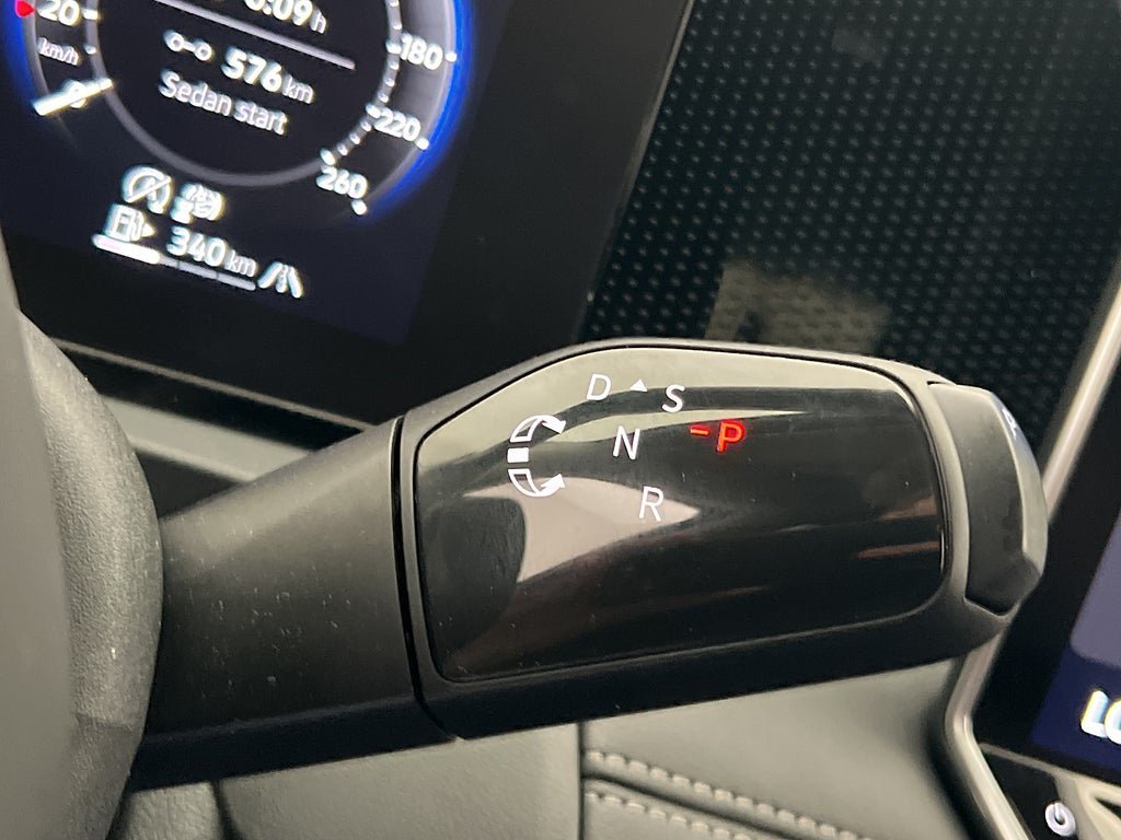 Vehicle Image 33