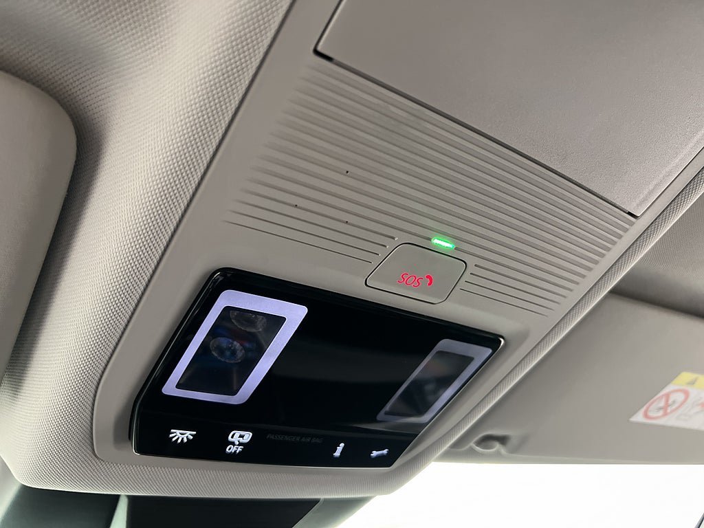 Vehicle Image 37