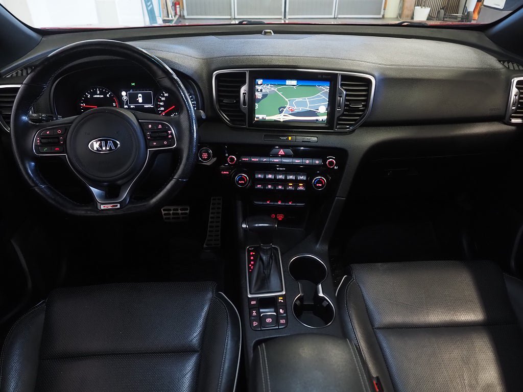 Vehicle Image 14