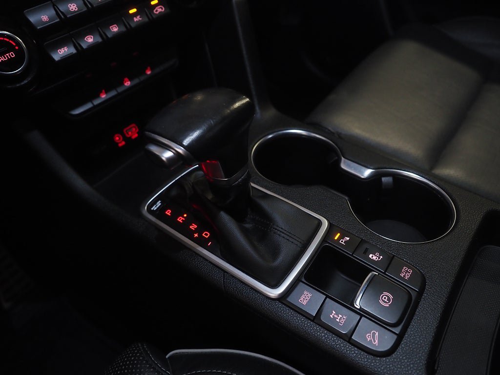 Vehicle Image 23