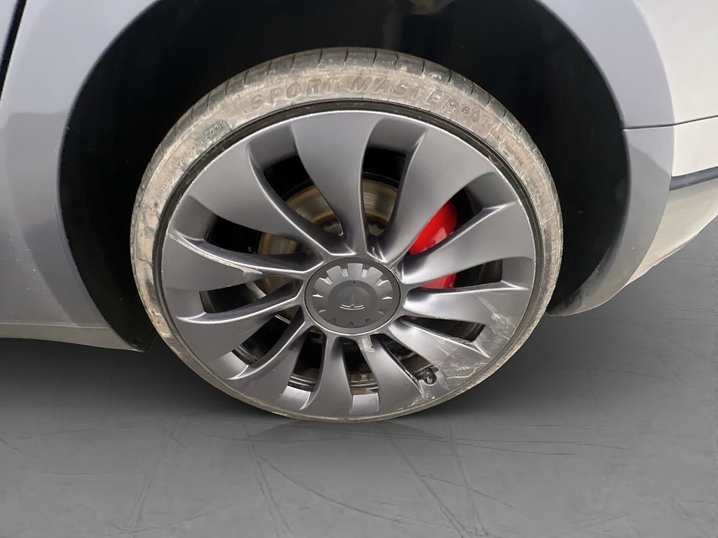 Vehicle Image 32