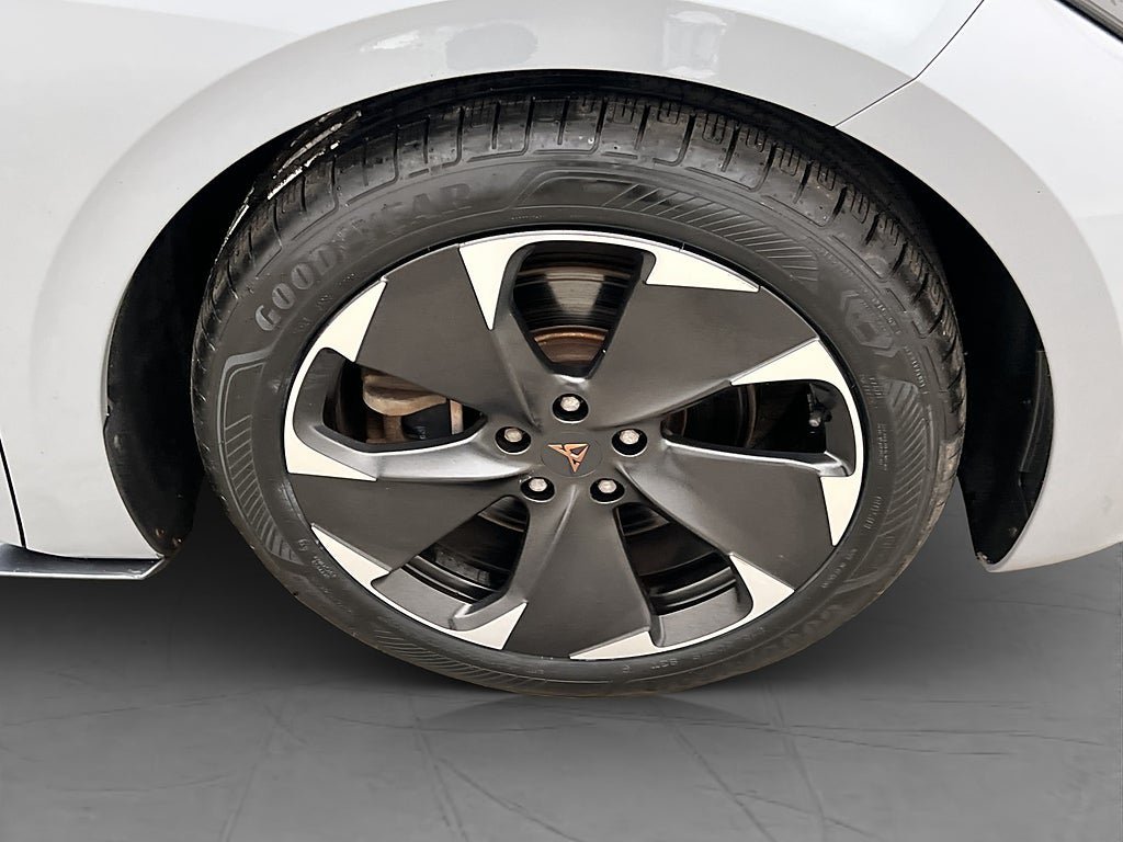 Vehicle Image 31