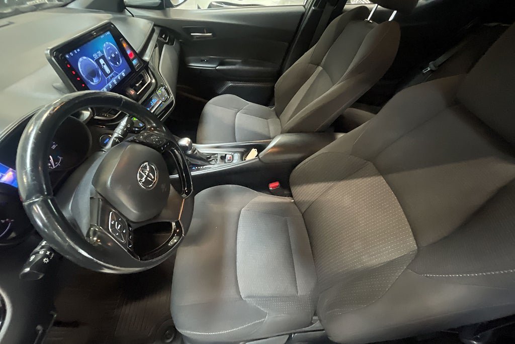 Vehicle Image 7
