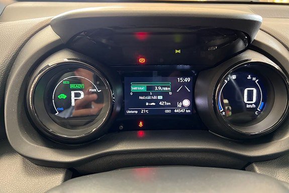 Vehicle Image 16