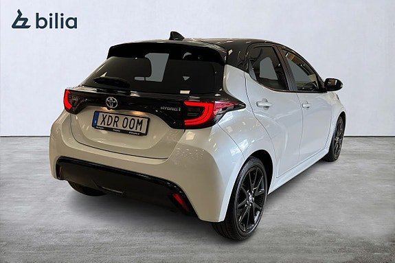 Vehicle Image 19