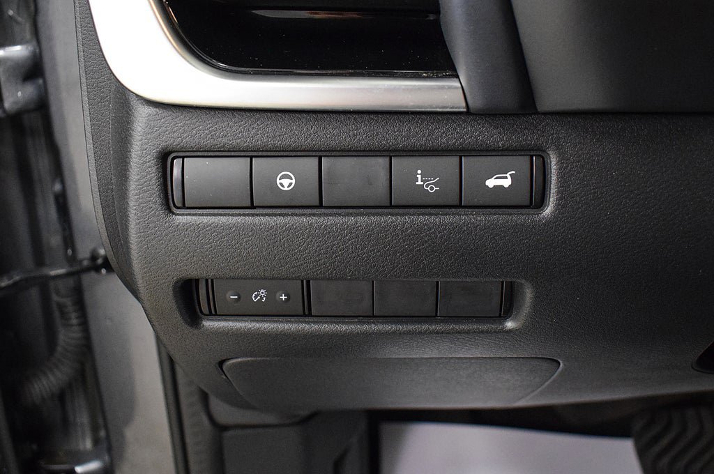 Vehicle Image 22