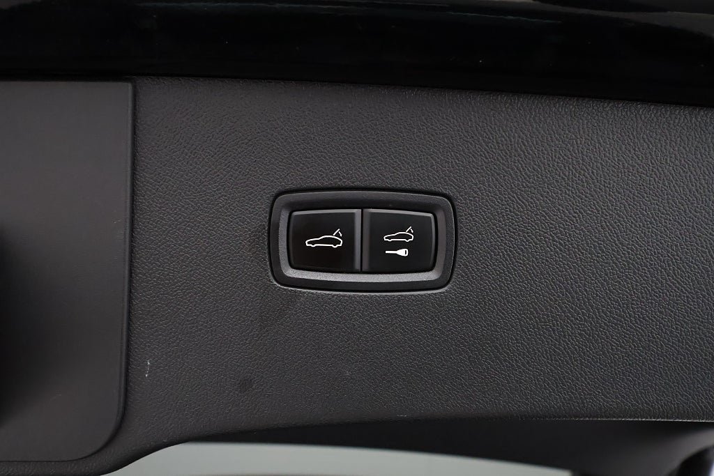 Vehicle Image 27