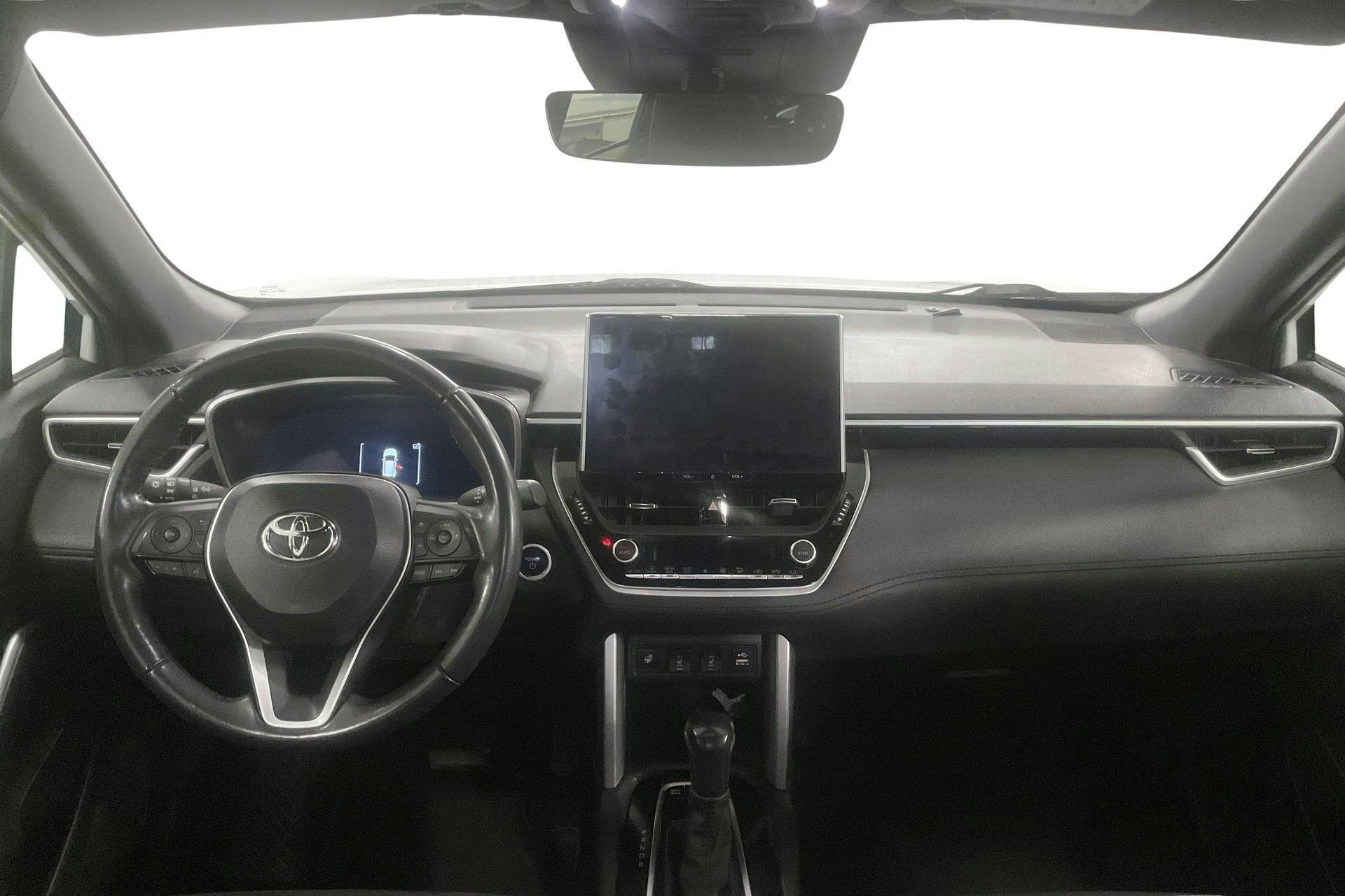Vehicle Image 6