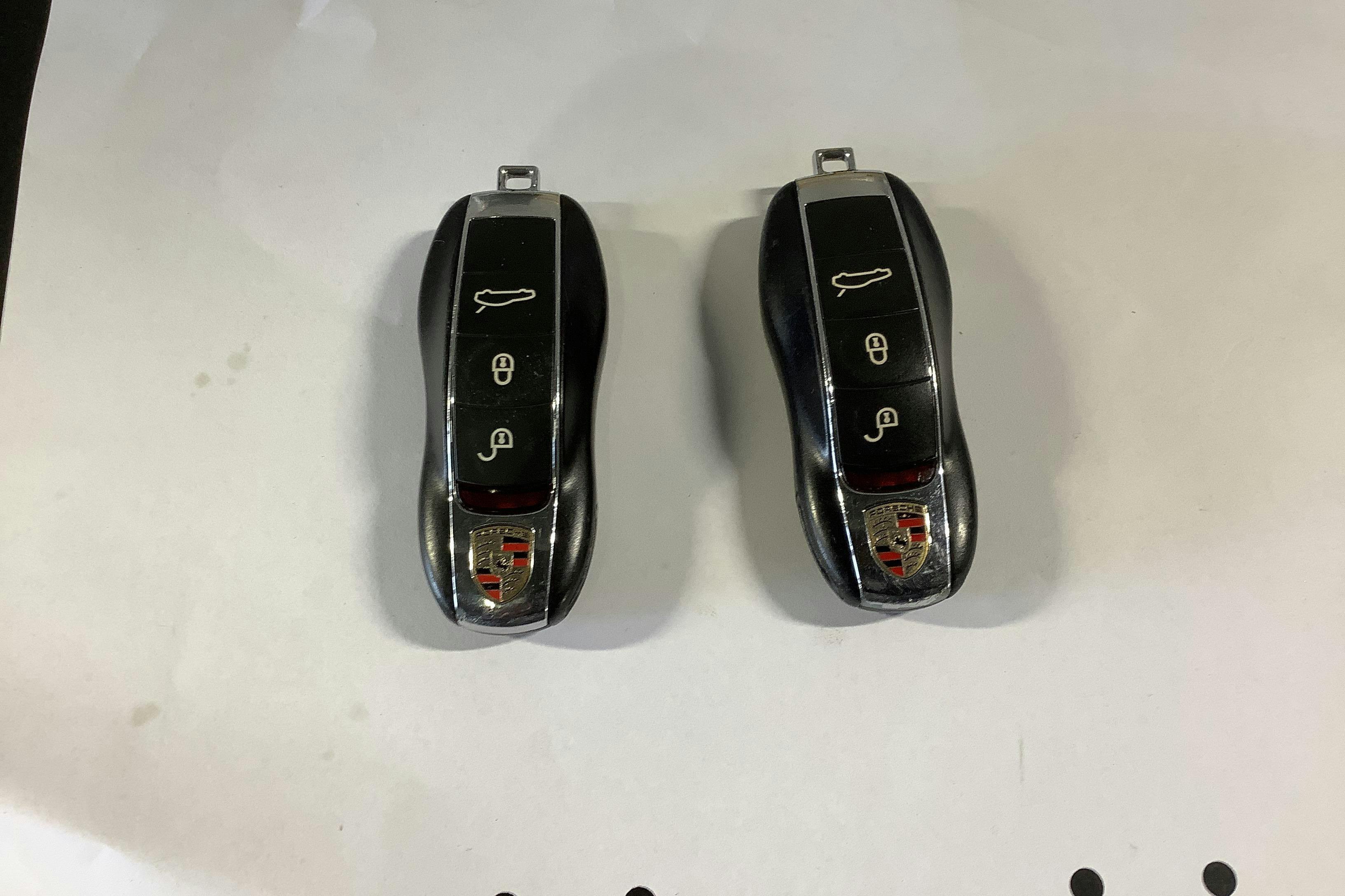 Vehicle Image 13
