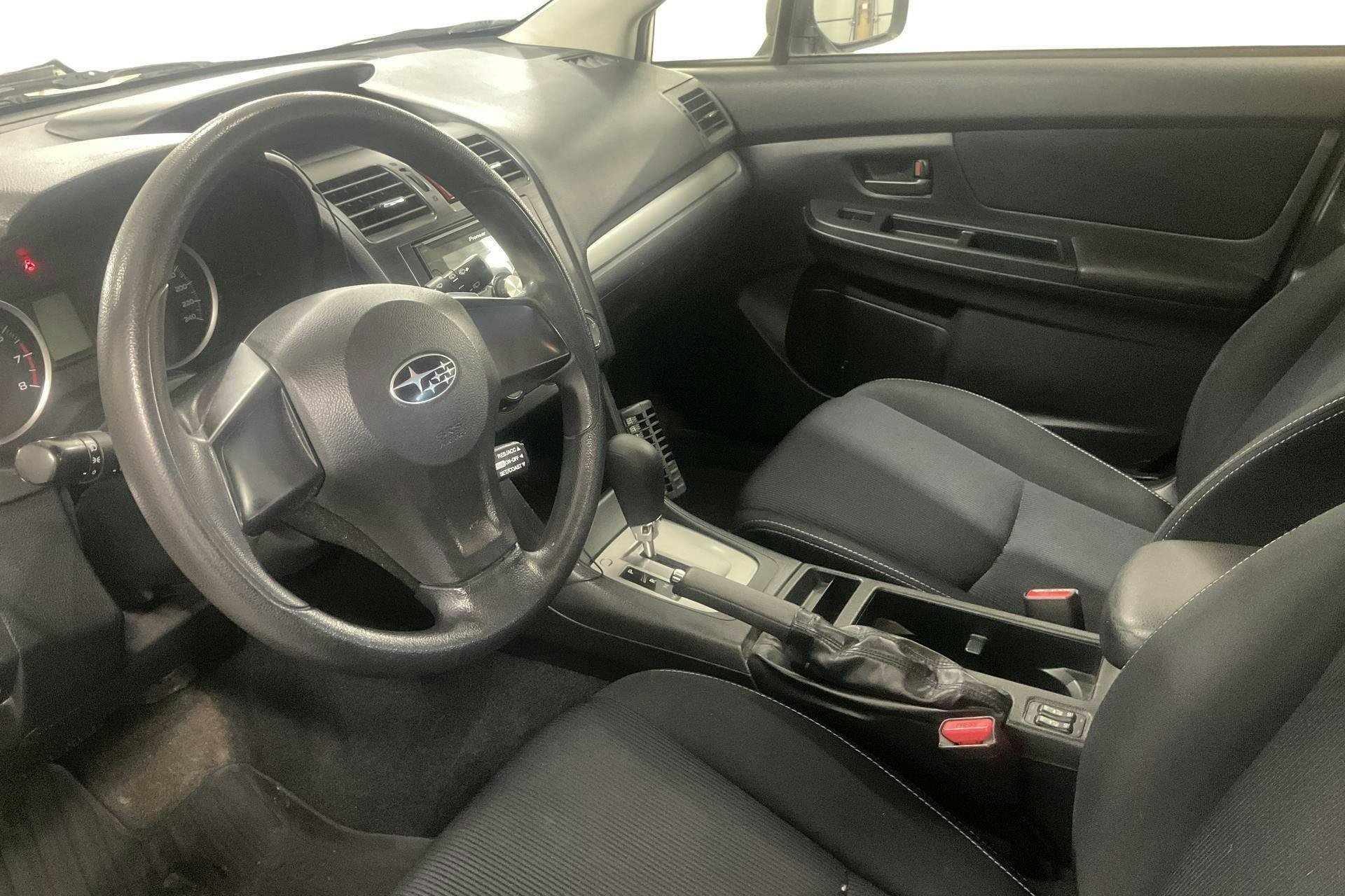 Vehicle Image 14