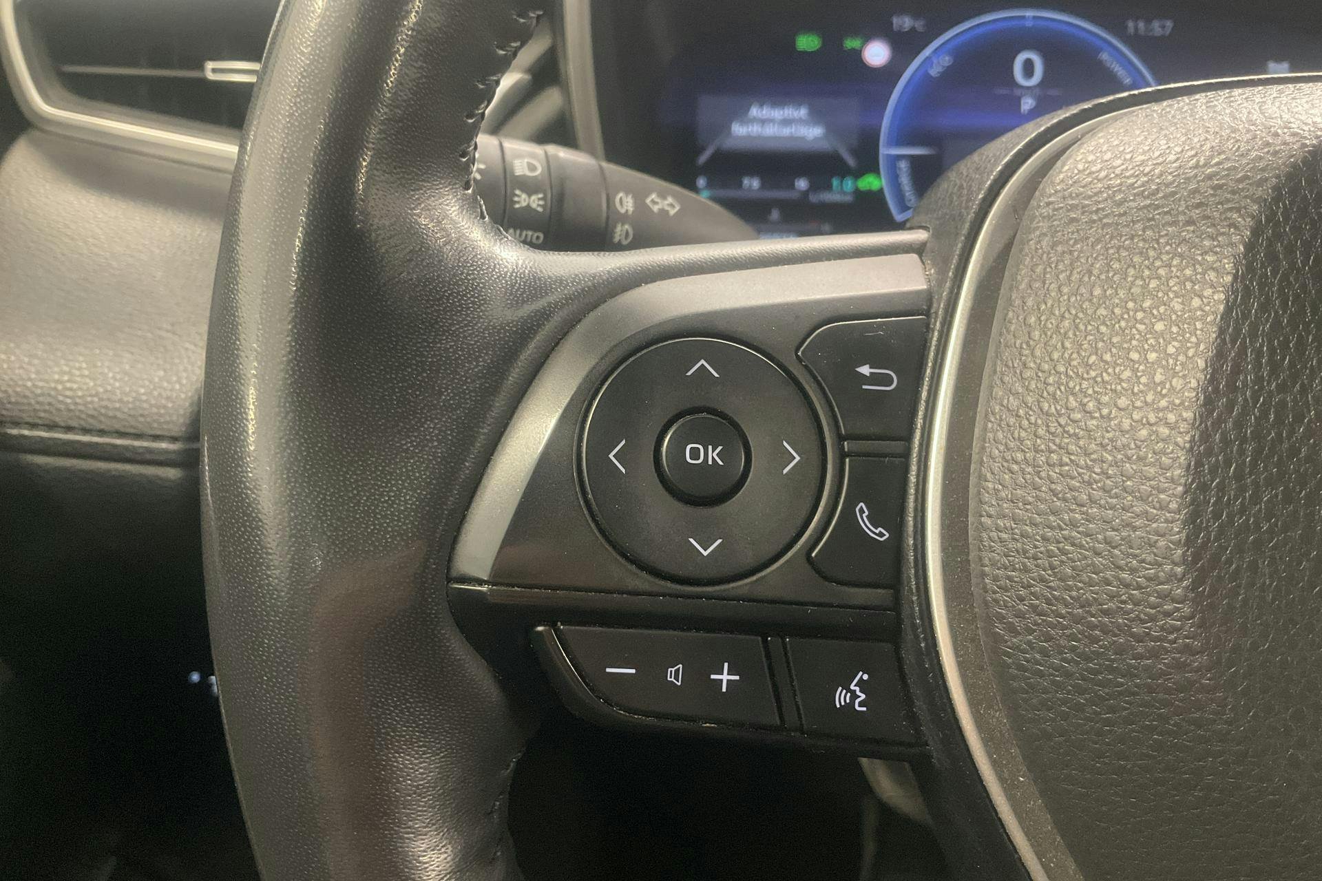 Vehicle Image 16