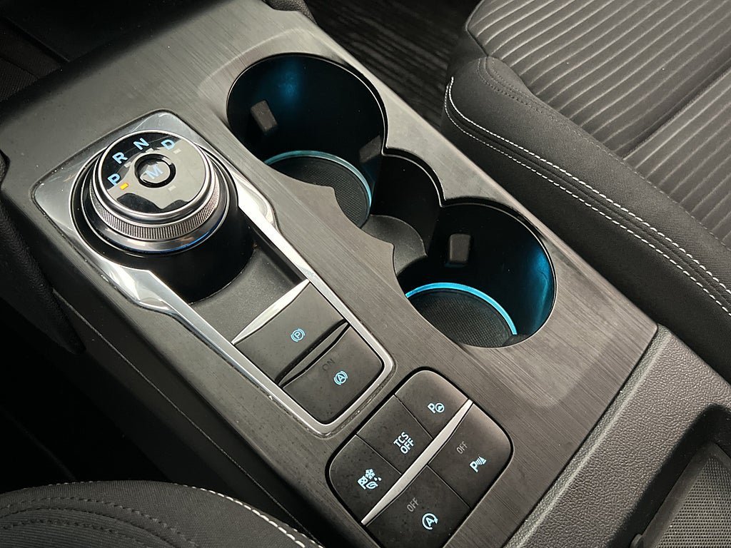 Vehicle Image 23