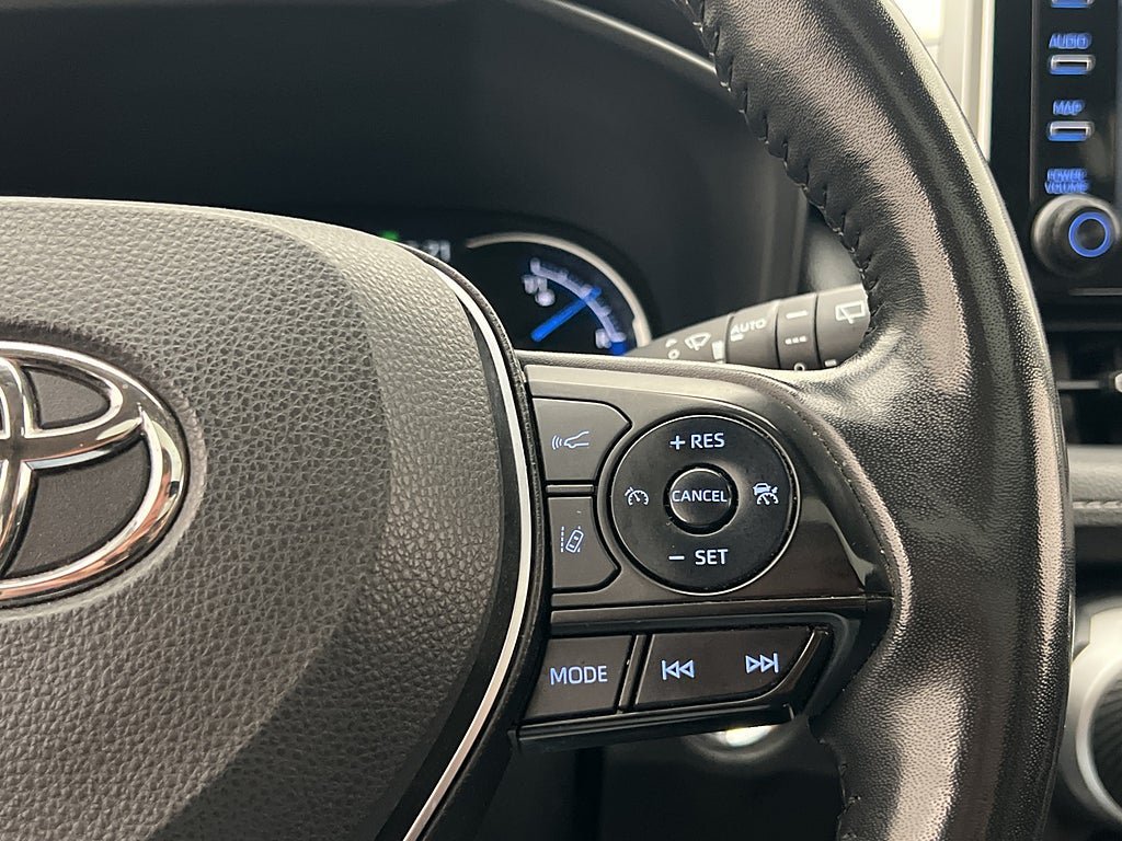 Vehicle Image 21