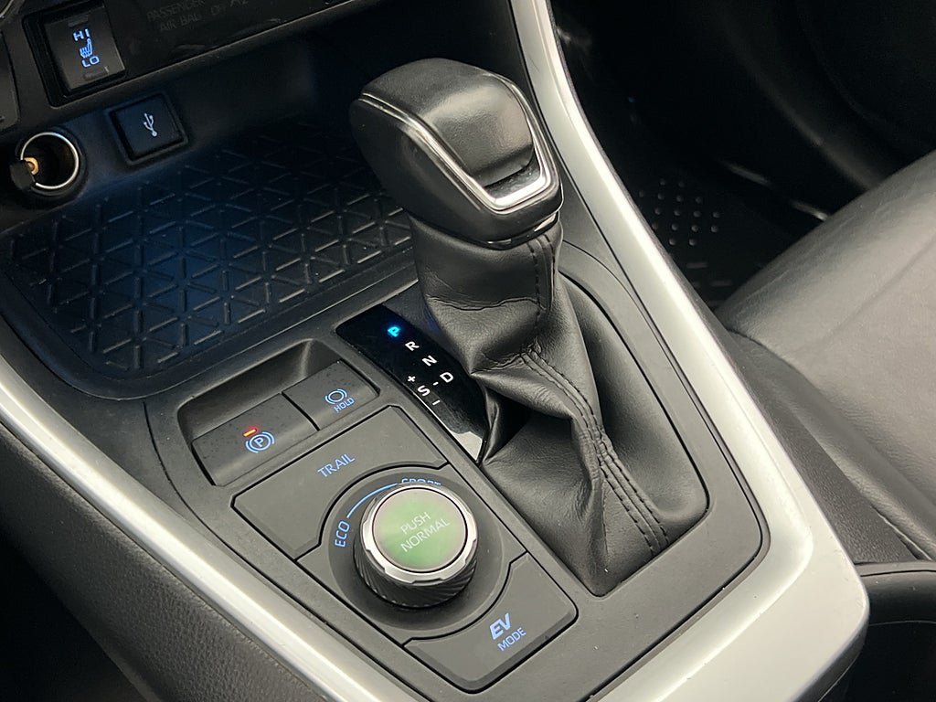 Vehicle Image 26