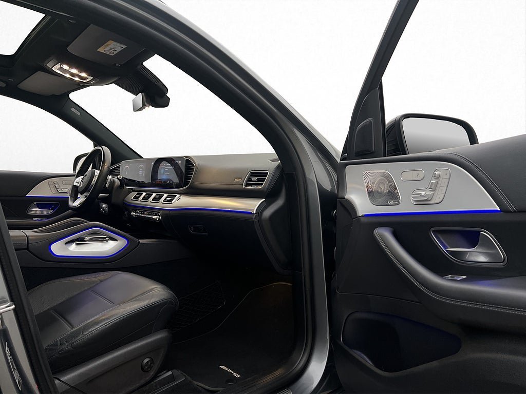 Vehicle Image 38