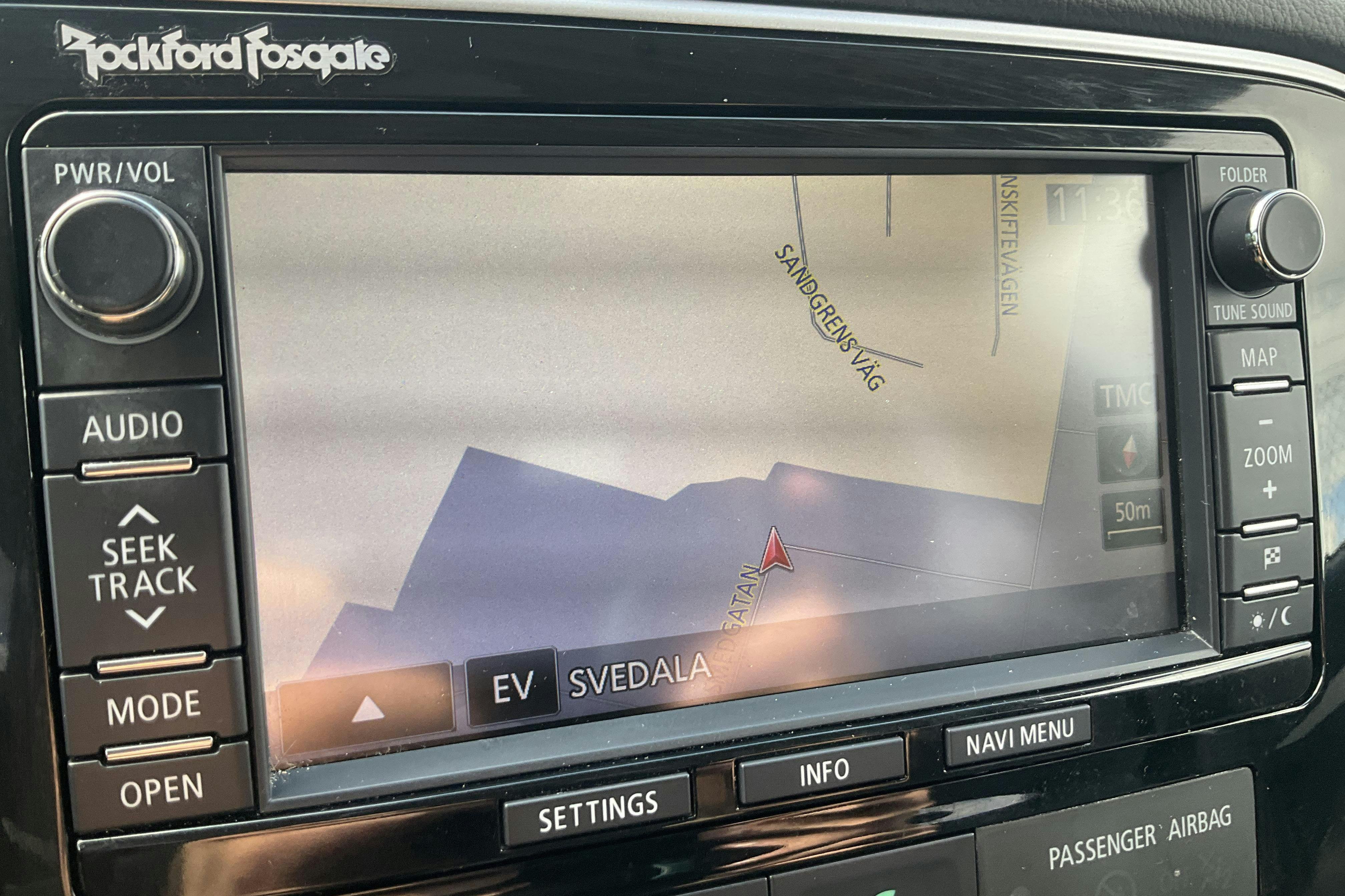 Vehicle Image 11