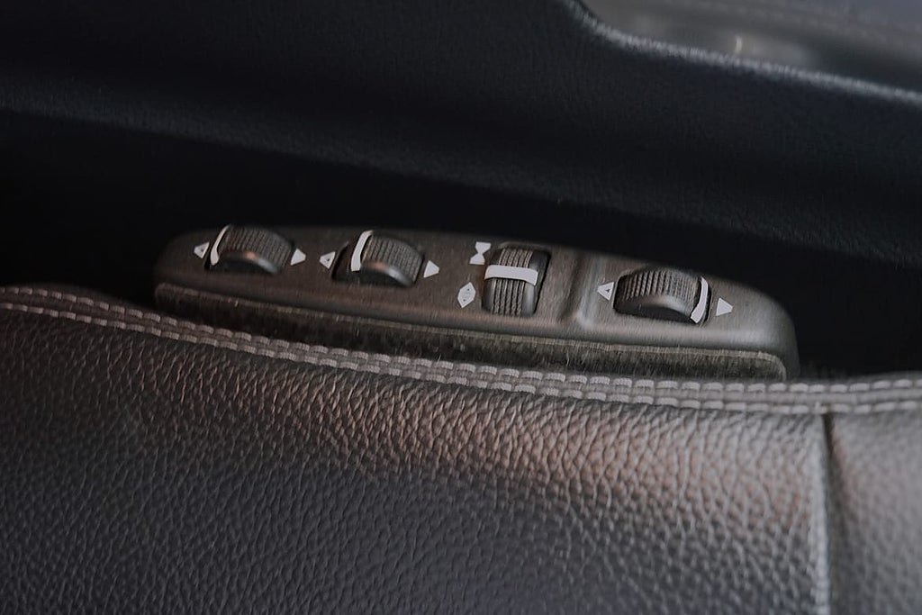 Vehicle Image 19