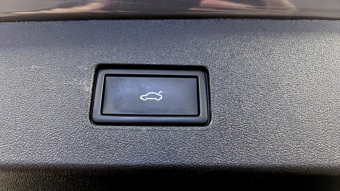 Vehicle Image 24