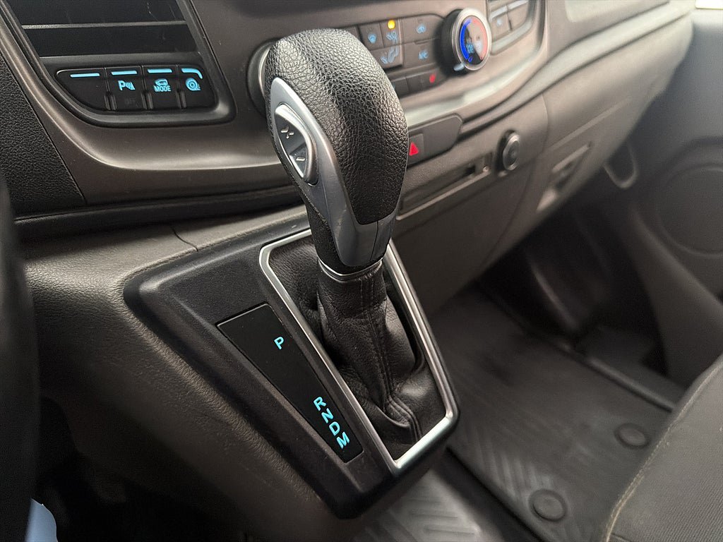 Vehicle Image 26