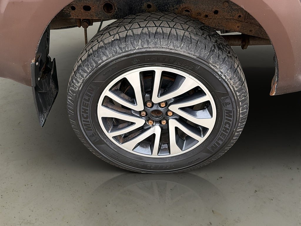 Vehicle Image 36