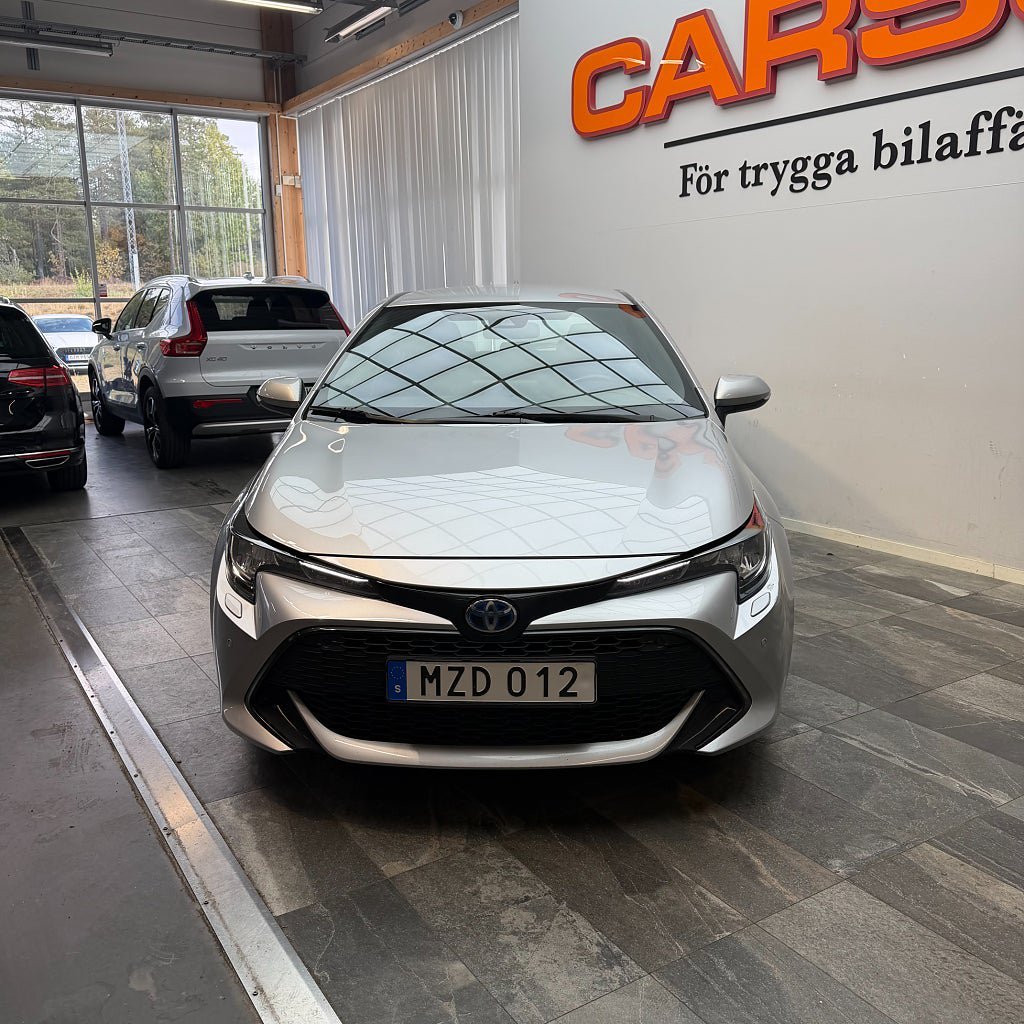 Vehicle Image 6