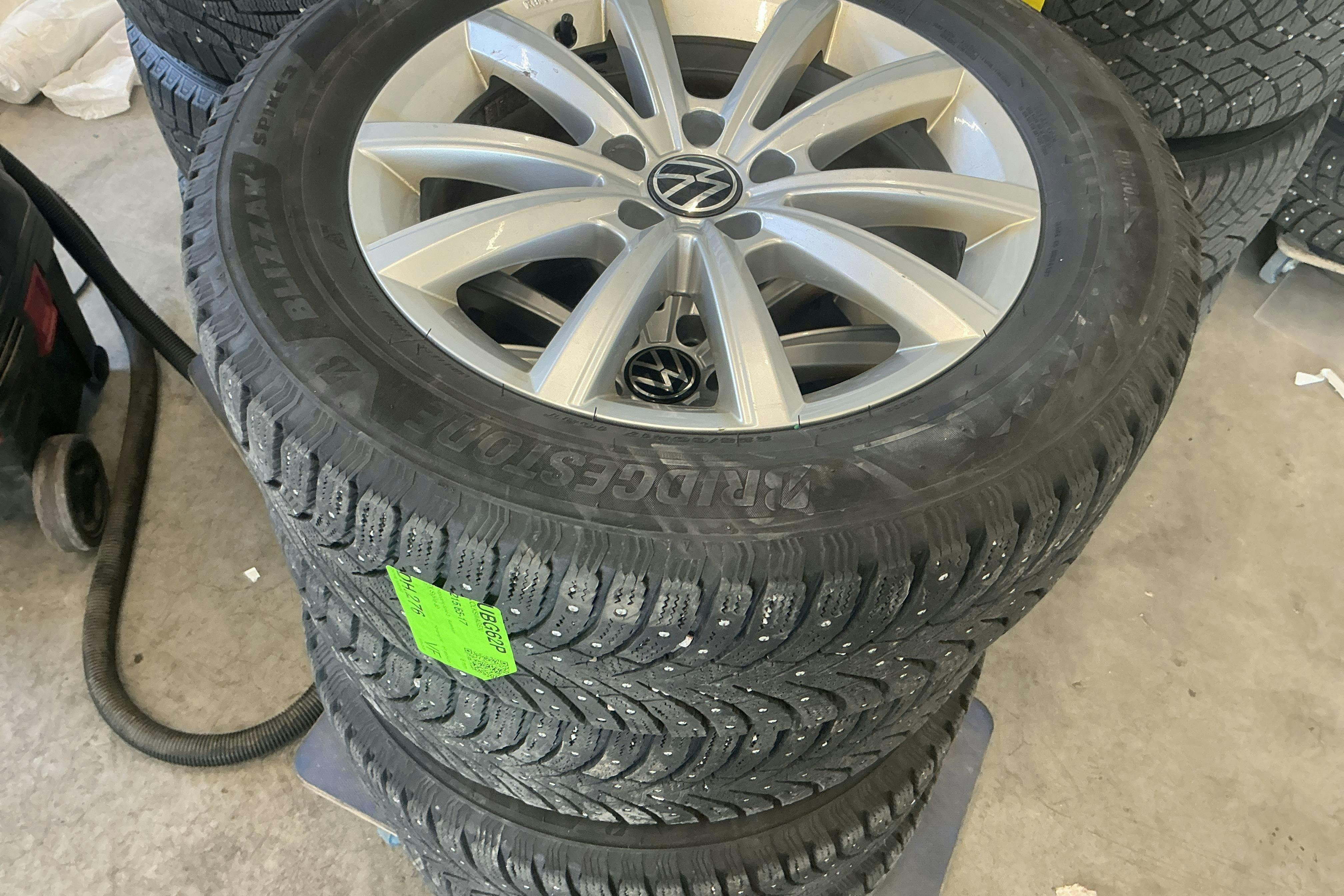 Vehicle Image 20