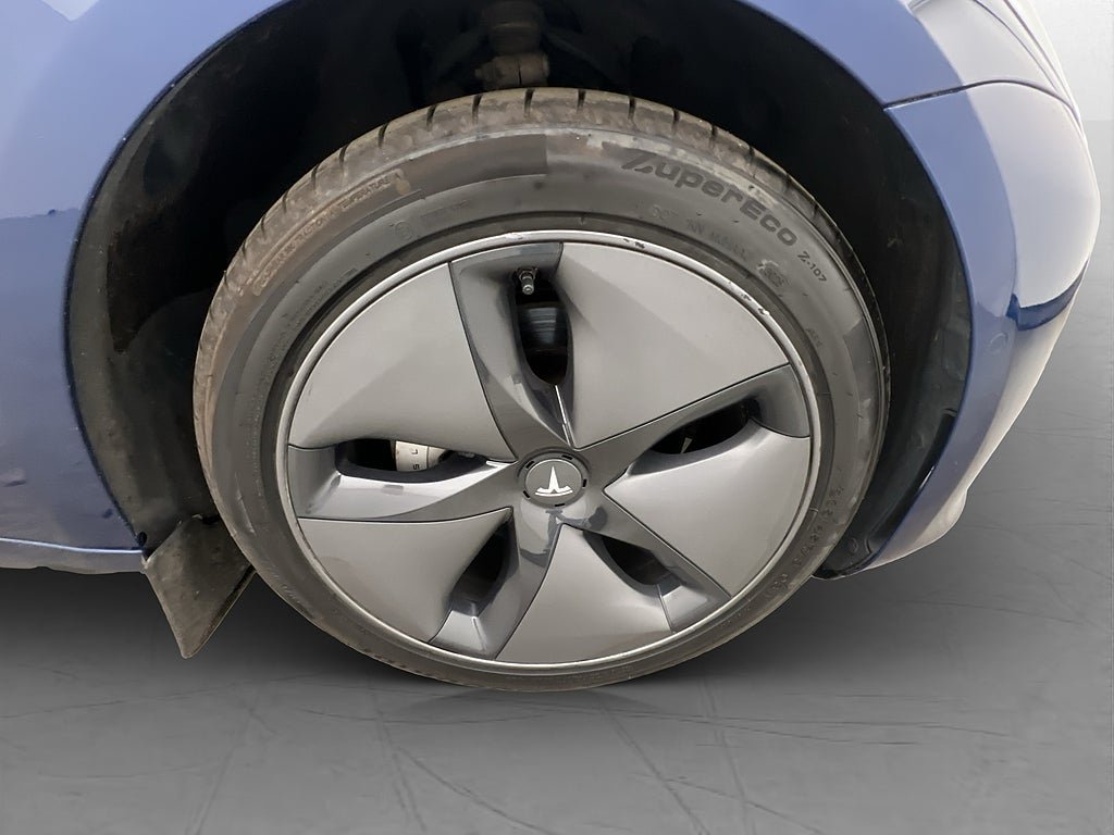 Vehicle Image 33