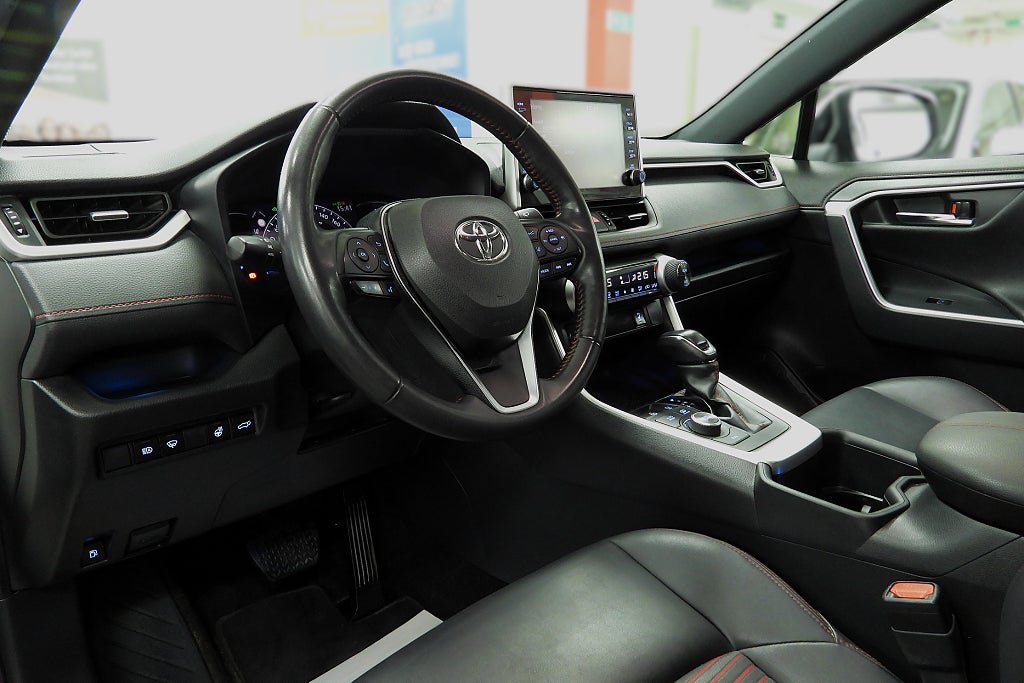 Vehicle Image 19
