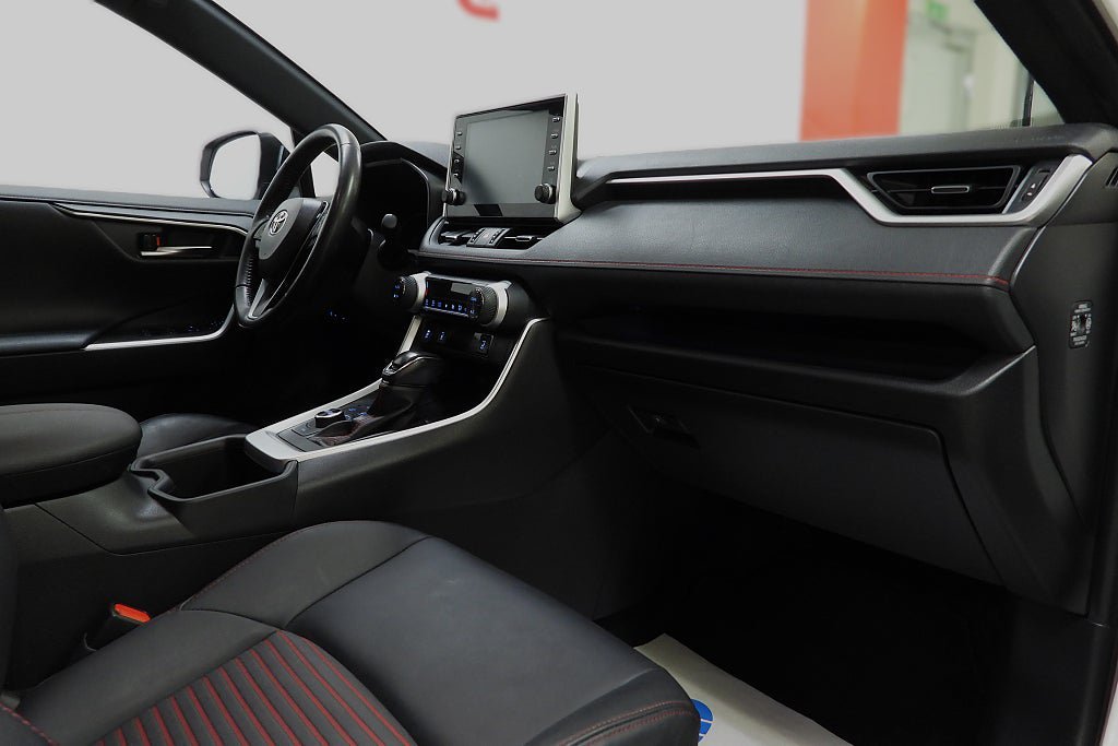 Vehicle Image 21