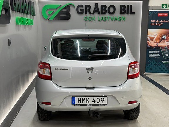 Vehicle Image 7