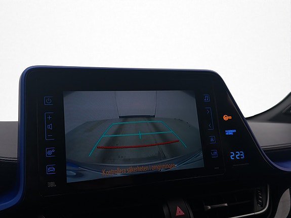 Vehicle Image 19