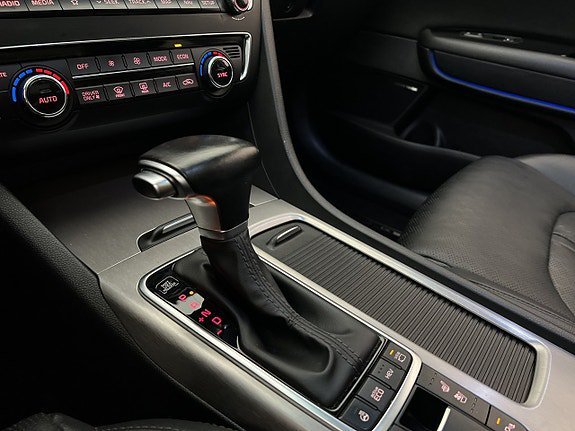 Vehicle Image 27