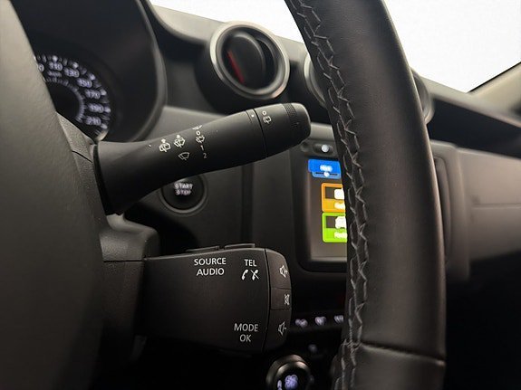Vehicle Image 24