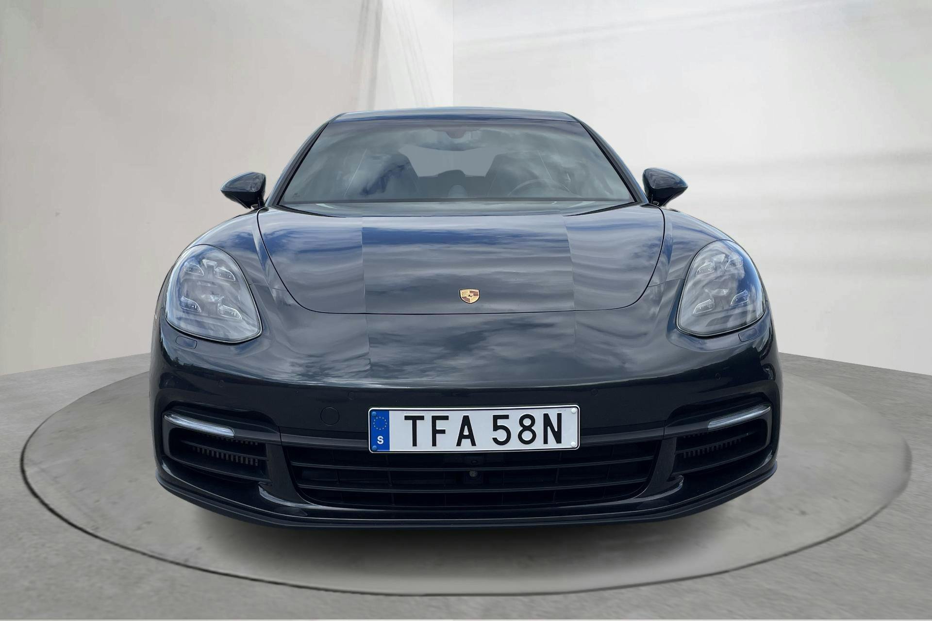 Vehicle Image 4