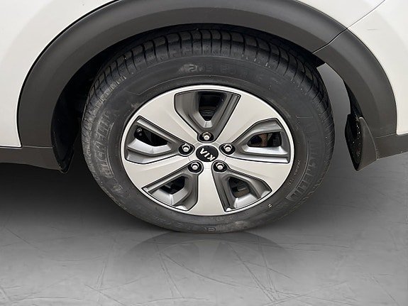 Vehicle Image 31