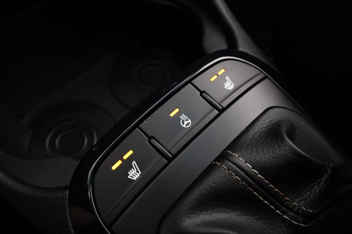 Vehicle Image 25