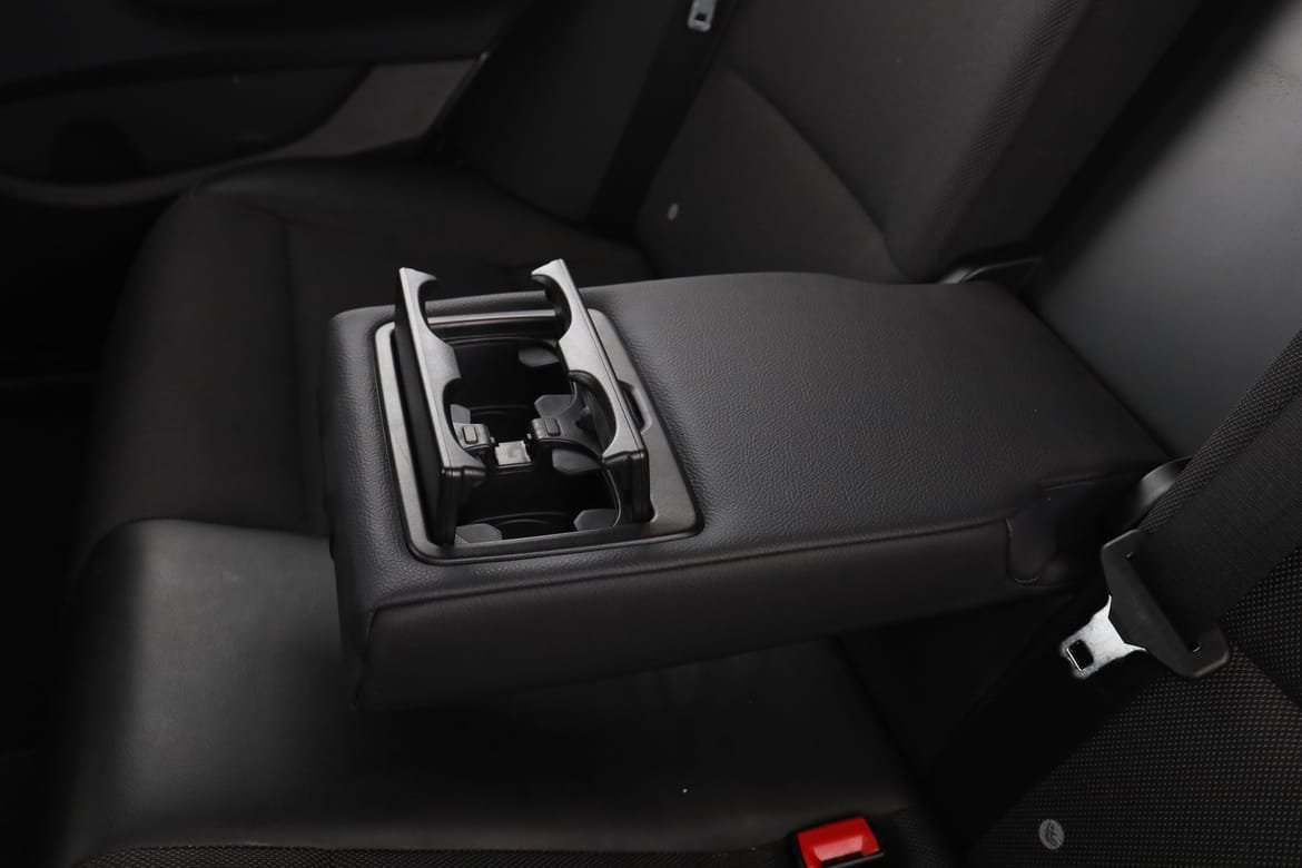 Vehicle Image 37