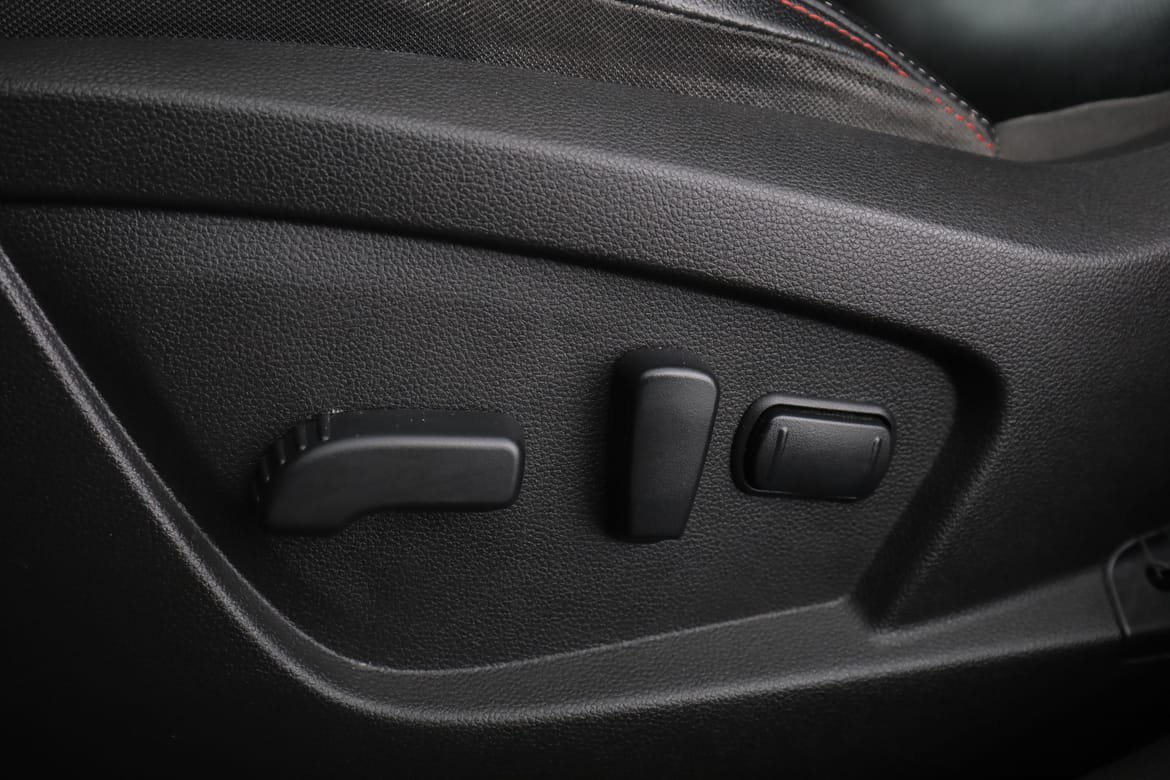 Vehicle Image 40