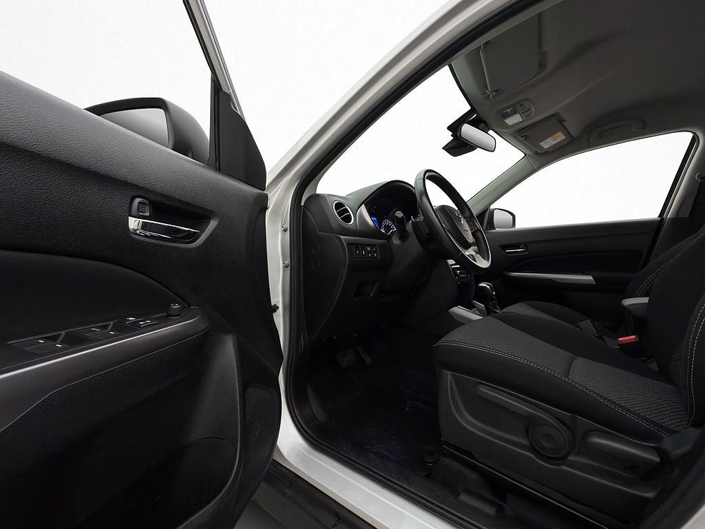 Vehicle Image 15