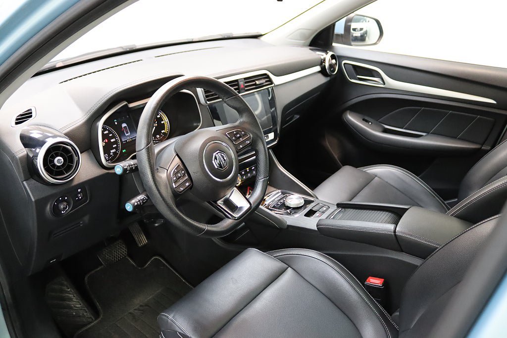 Vehicle Image 11