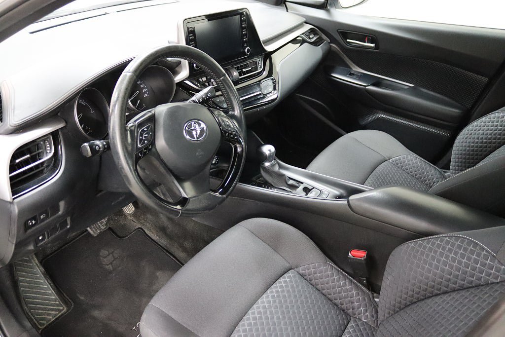 Vehicle Image 10