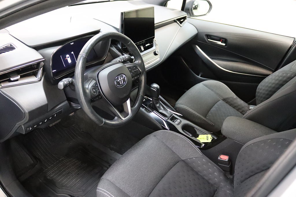 Vehicle Image 10
