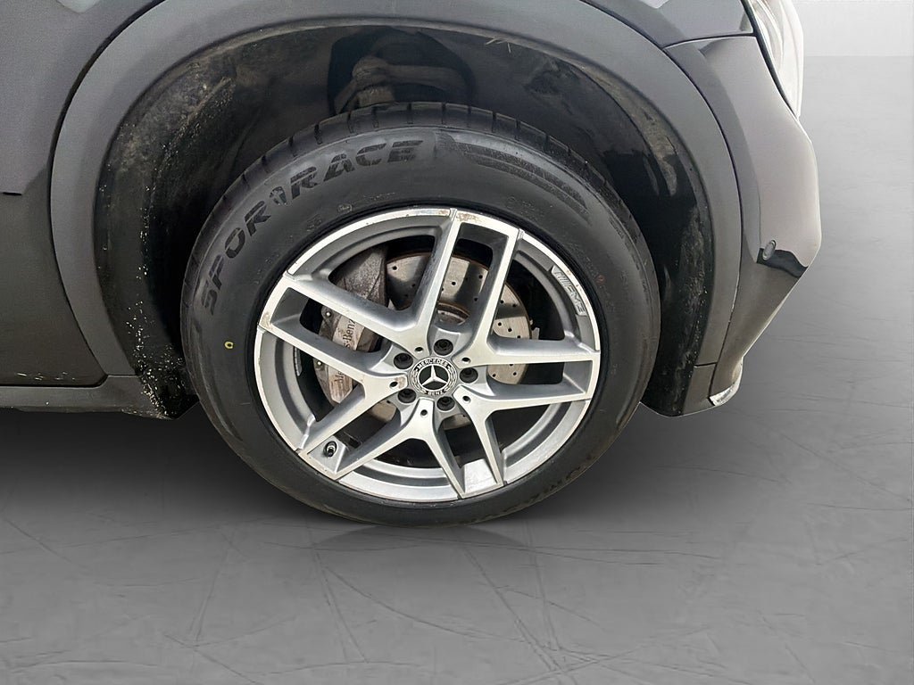 Vehicle Image 37
