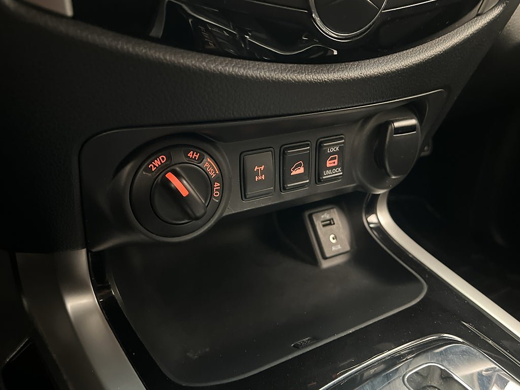 Vehicle Image 24