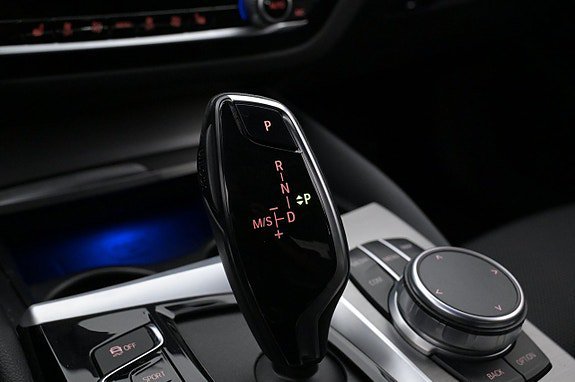 Vehicle Image 24