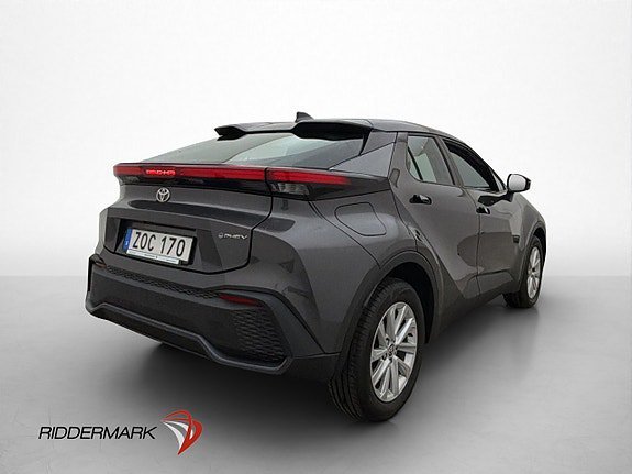 Vehicle Image 8