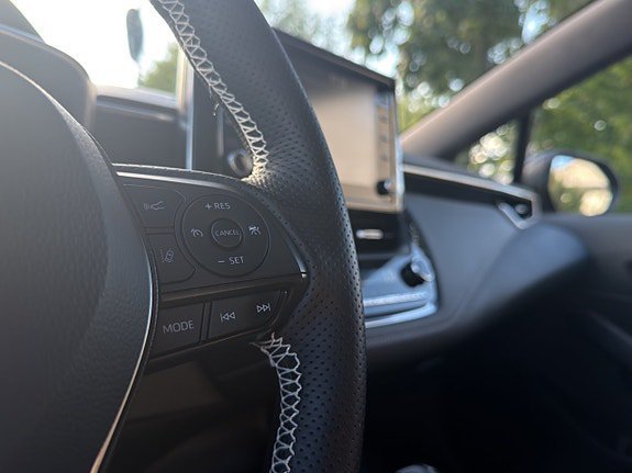 Vehicle Image 14