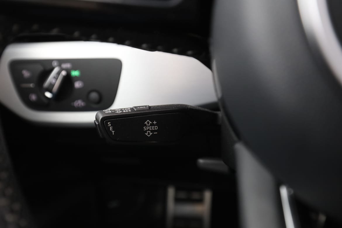 Vehicle Image 38